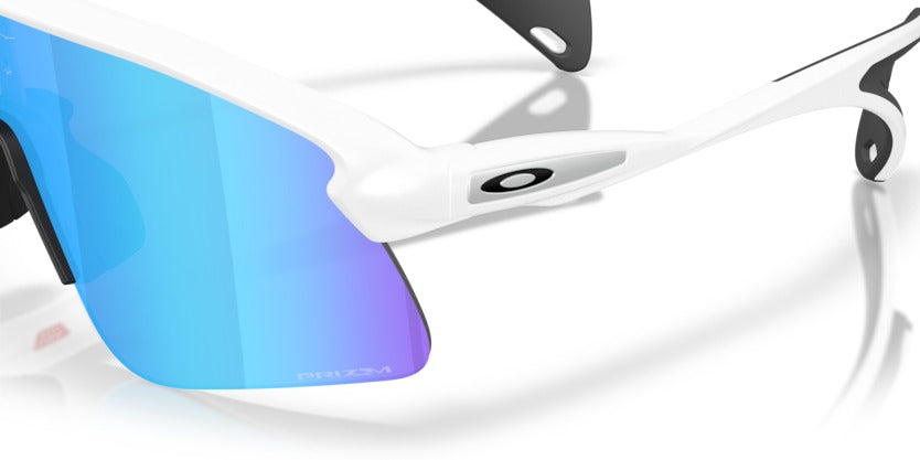 Occhiali da sole sportivi Oakley OO9518 04 Stunt devil s Matte White Prizm sapphire