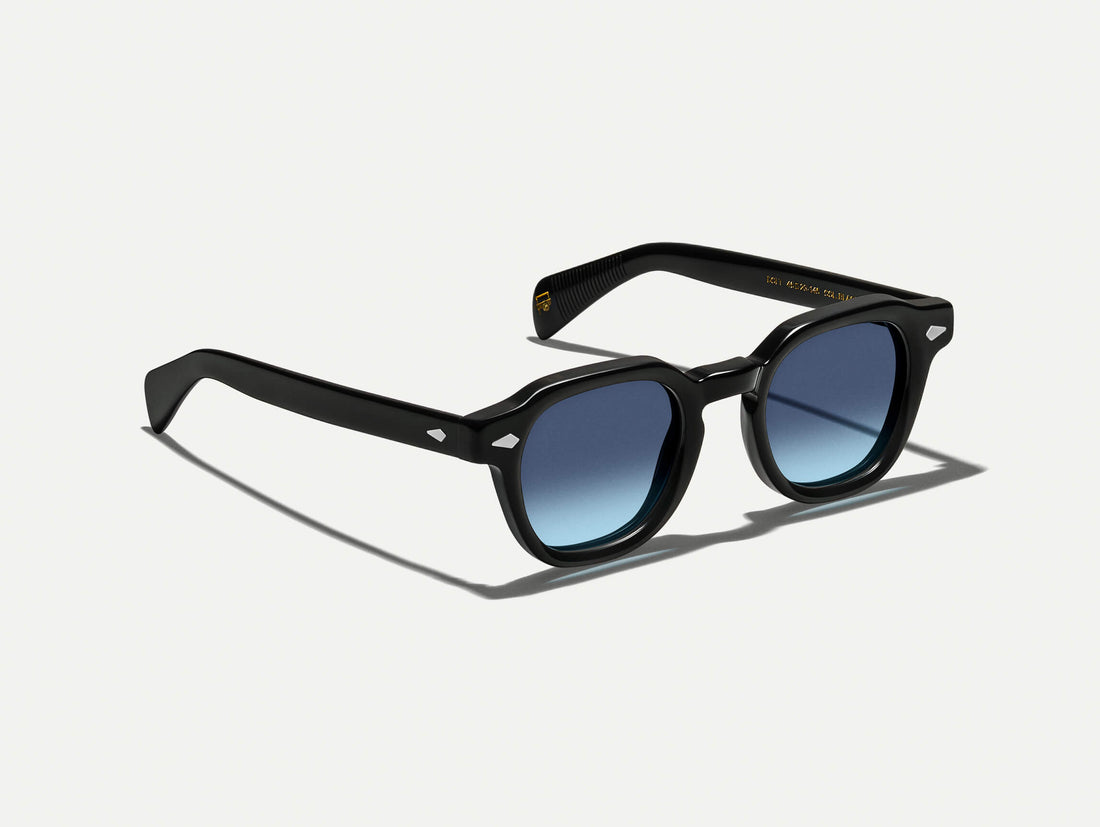 Occhiali da sole Moscot Dolt Sun 49 Black Denim Blue Lenses