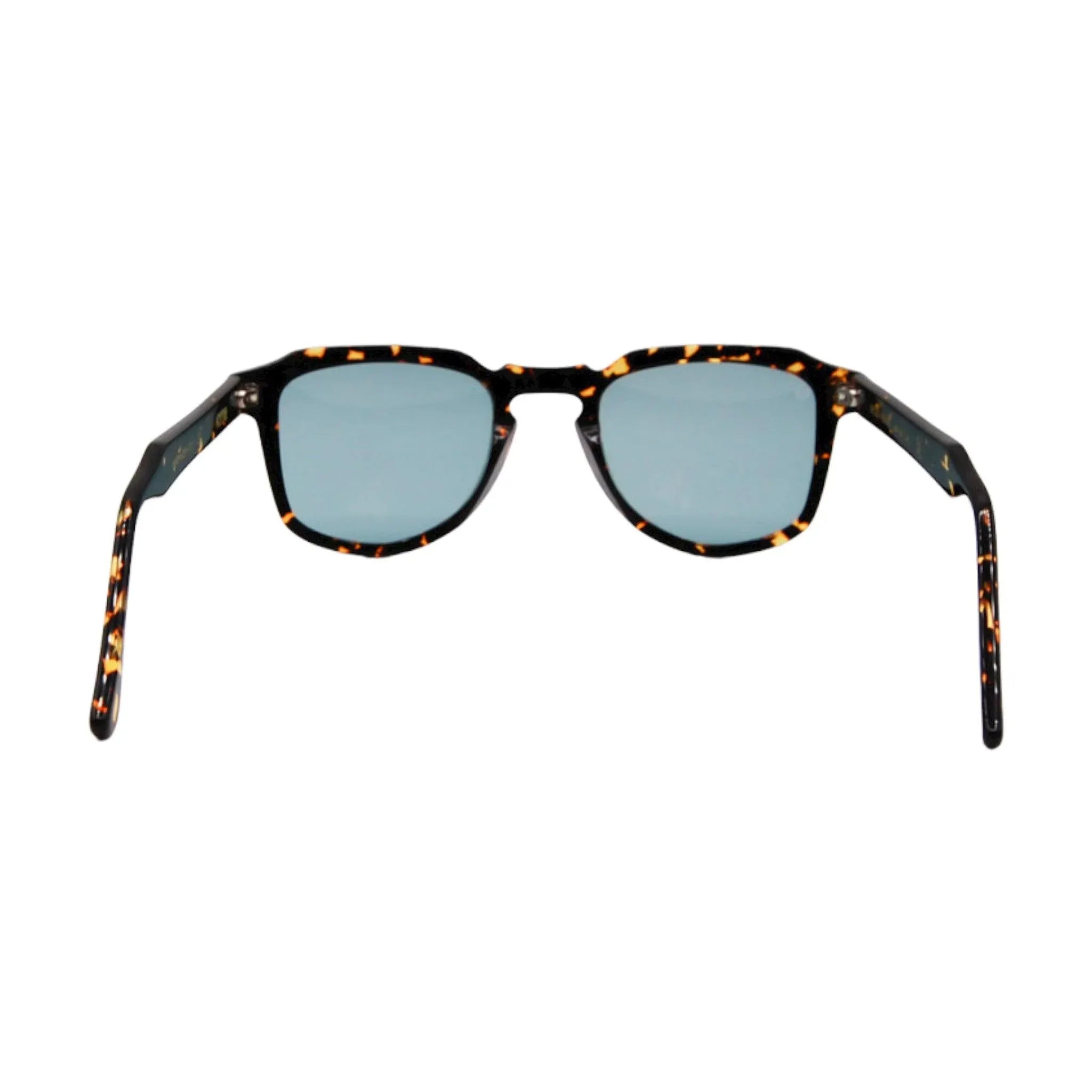 Kyme Diego - COL 03 - Pistilleria